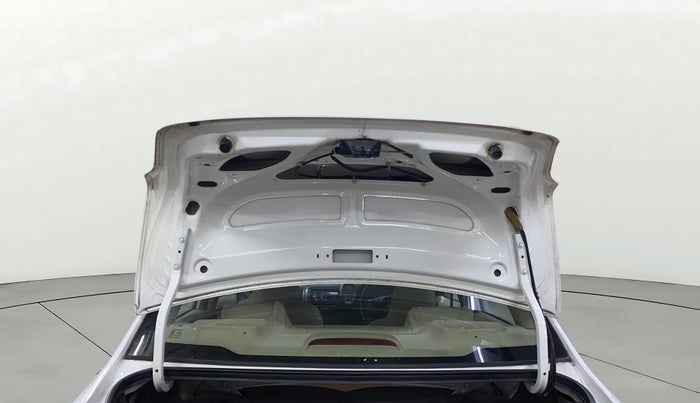 2015 Honda Amaze 1.2L I-VTEC E, Petrol, Manual, 1,45,917 km, Boot Door Open