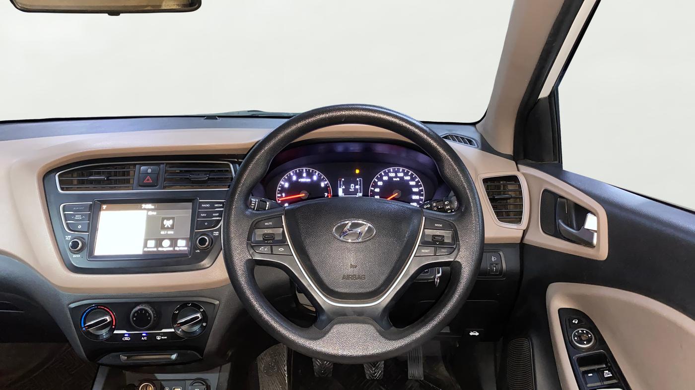 2019 Hyundai Elite i20 SPORTZ PLUS 1.2, Petrol, Manual, 1,35,371 km, Steering Wheel Close Up