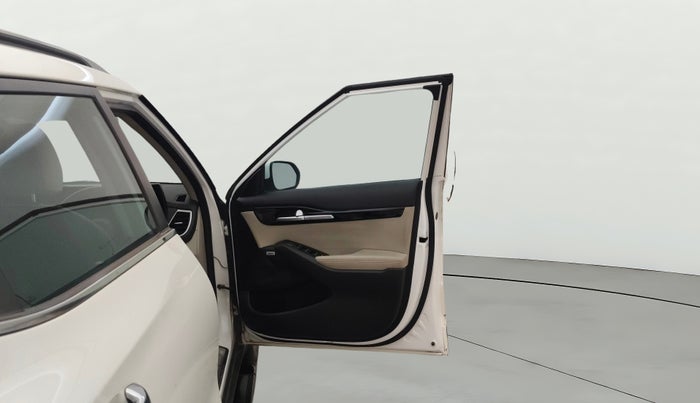 2020 KIA SELTOS GTX PLUS DCT 1.4 PETROL, Petrol, Automatic, 69,197 km, RHS Front Door