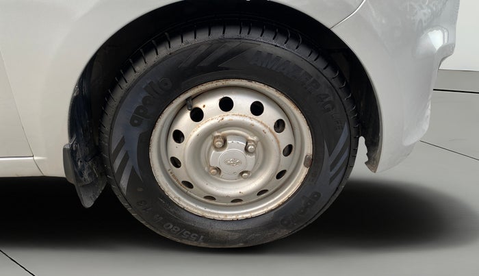 2014 Hyundai i10 MAGNA 1.1, Petrol, Manual, 76,750 km, Right Front Wheel