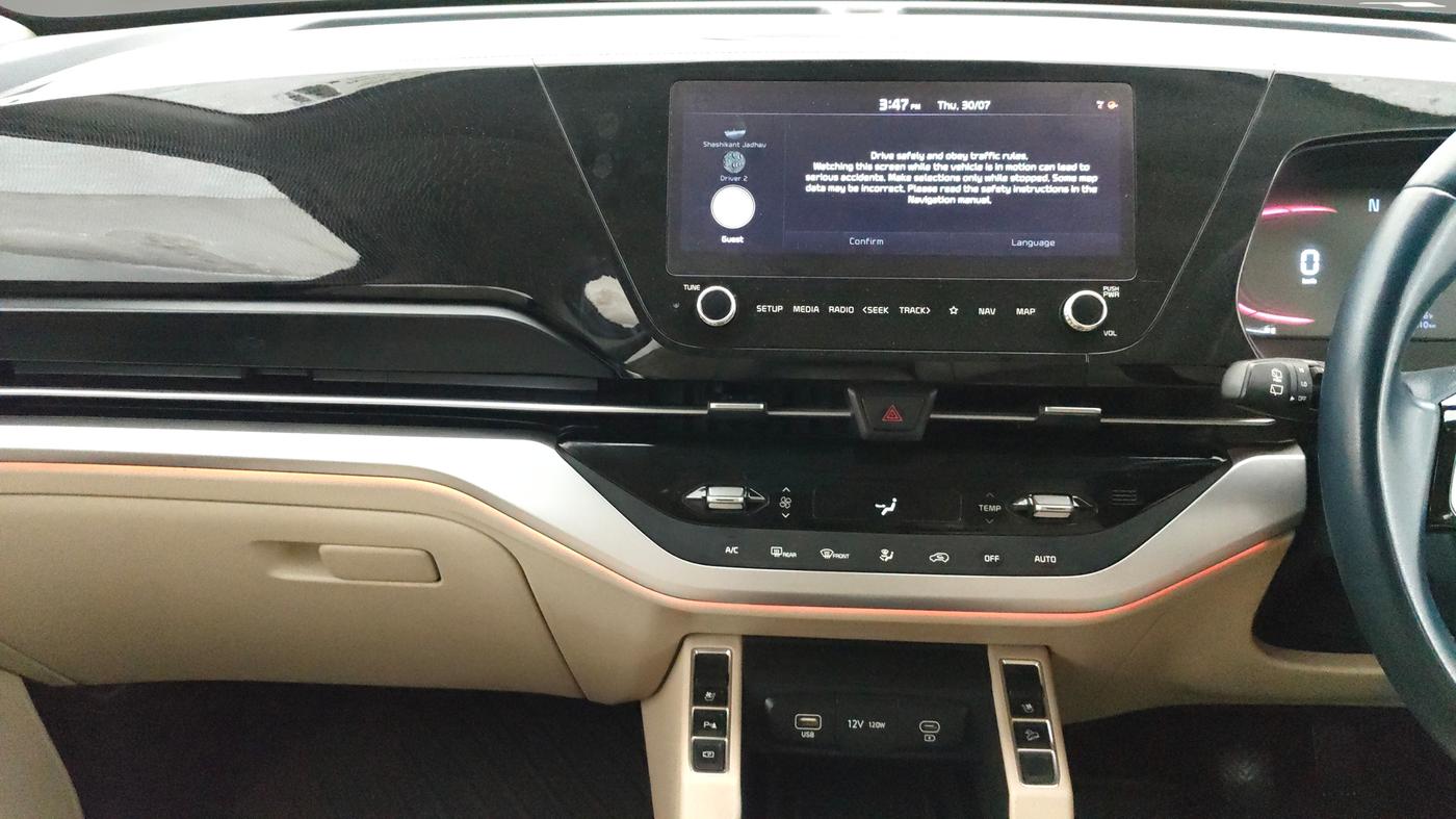 2023 KIA CARENS LUXURY PLUS IMT 1.5 DIESEL IMT, Diesel, Manual, 30,360 km, Air Conditioner