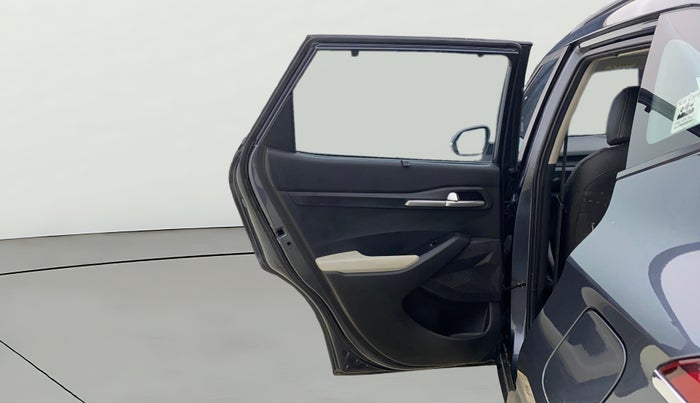 2023 KIA SELTOS HTK PLUS 1.5 DIESEL IMT, Diesel, Manual, 79,789 km, LHS Rear Door