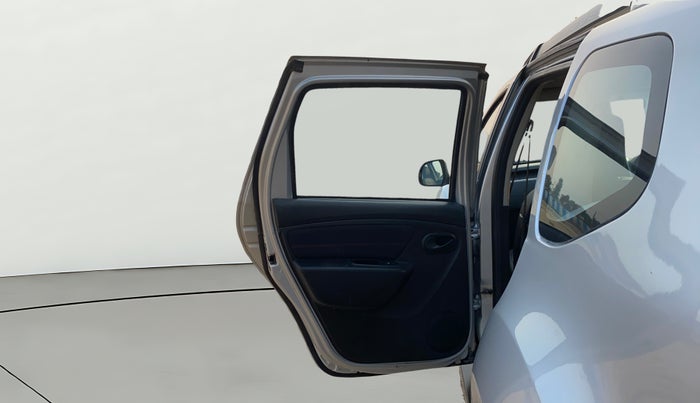 2017 Renault Duster RXS CVT, Petrol, Automatic, 55,281 km, LHS Rear Door