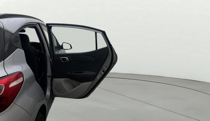 2021 Hyundai GRAND I10 NIOS SPORTZ AMT 1.2 KAPPA VTVT, Petrol, Automatic, 83,628 km, RHS Rear Door