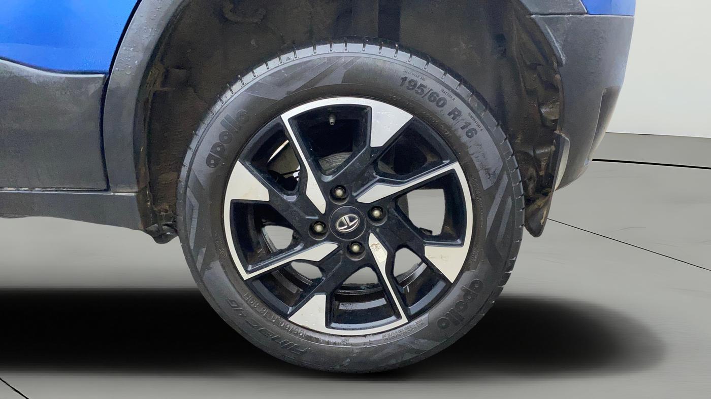 2021 Tata PUNCH CREATIVE  AMT, Petrol, Automatic, 50,148 km, Left Rear Wheel