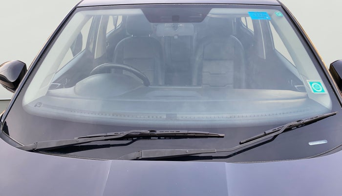 2022 Skoda KUSHAQ AMBITION 1.0L TSI MT, Petrol, Manual, 49,014 km, Front Windshield