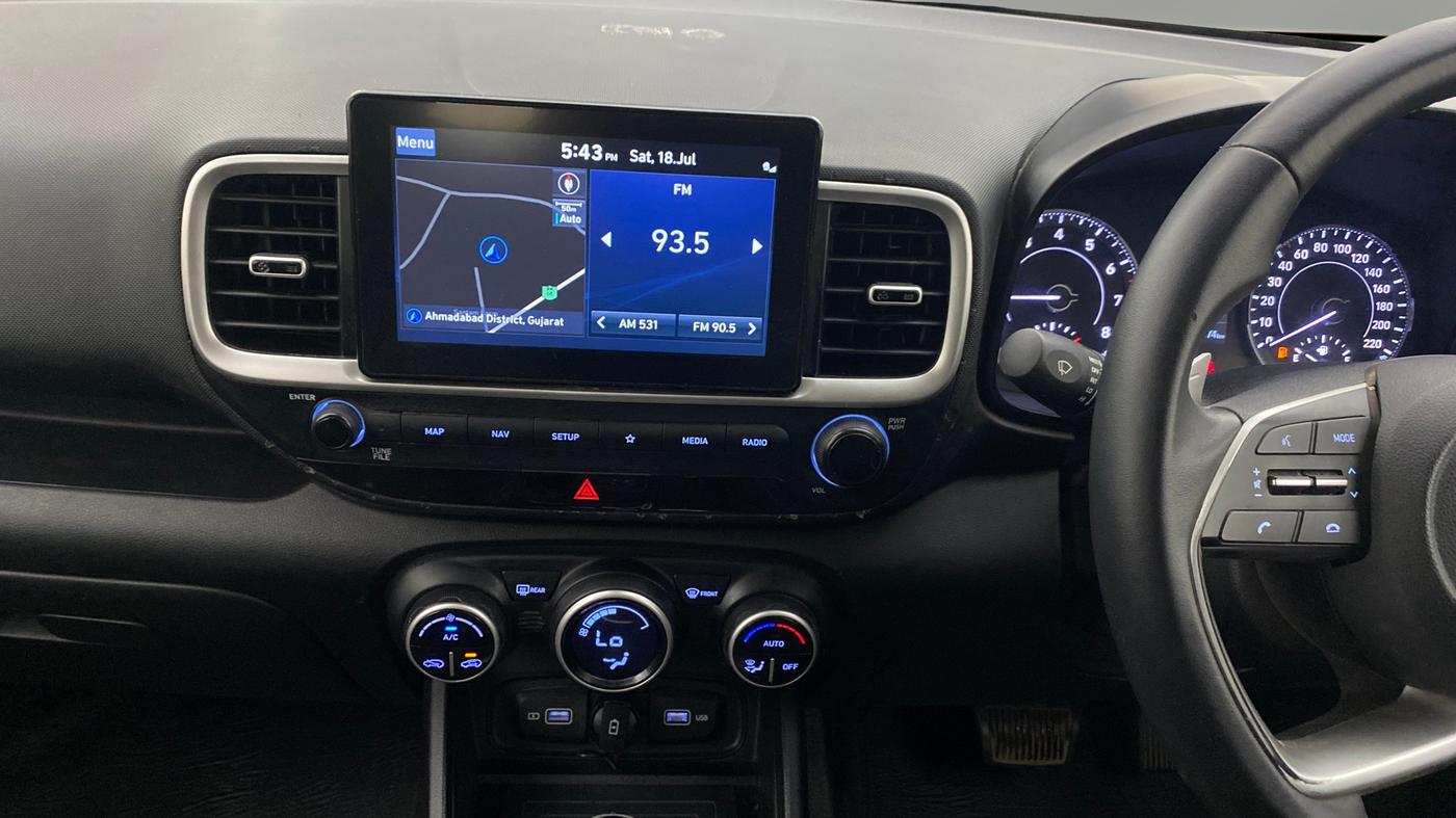 2021 Hyundai VENUE SX PLUS 1.0 TURBO DCT, Petrol, Automatic, 45,570 km, Air Conditioner
