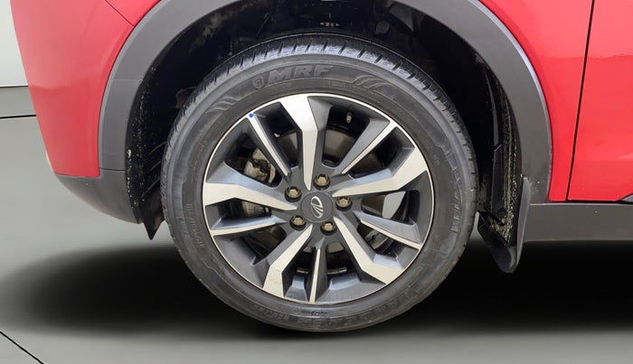 2019 Mahindra XUV300 W8 (O) 1.5 DIESEL, Diesel, Manual, 39,068 km, Left Front Wheel