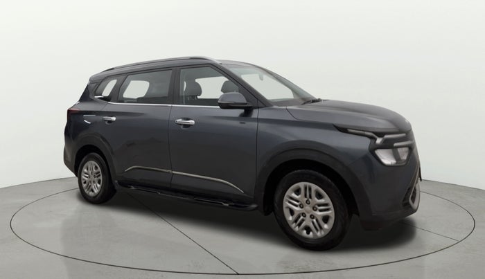 2022 KIA CARENS PRESTIGE 1.5 PETROL 7 STR, Petrol, Manual, 34,307 km, Right Front Diagonal