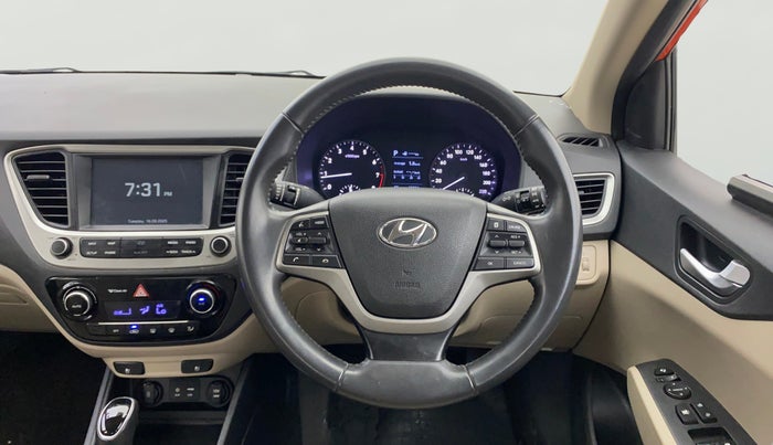 2018 Hyundai Verna 1.6 VTVT SX (O) AT, Petrol, Automatic, 30,228 km, Steering Wheel Close Up