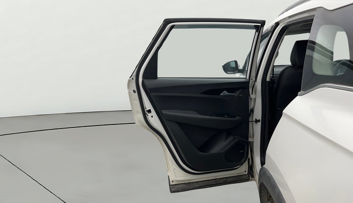 2020 MG HECTOR SHARP 1.5 DCT PETROL, Petrol, Automatic, 88,474 km, LHS Rear Door