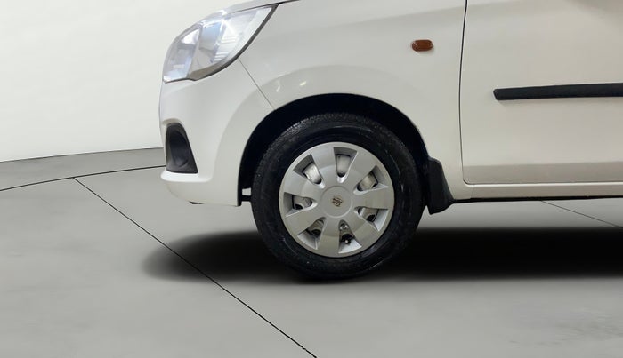 2017 Maruti Alto K10 LXI (O), CNG, Manual, 77,470 km, Left Front Wheel