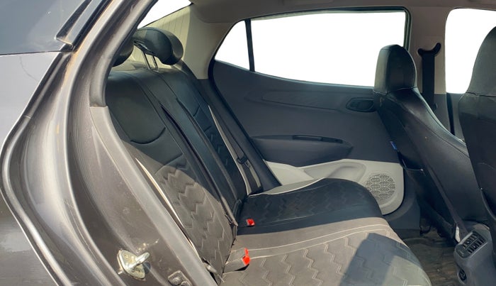 2022 Hyundai AURA S 1.2 AMT, Petrol, Automatic, 21,153 km, Right Side Rear Door Cabin