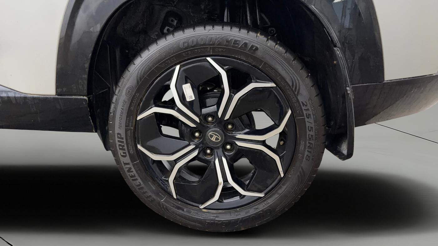 2024 Tata Curvv Accomplished S 1.2 Petrol 6MT, Petrol, Manual, 50,236 km, Left Rear Wheel