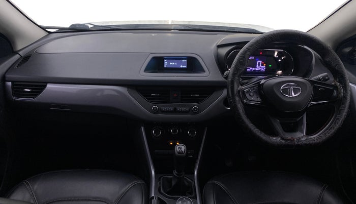 2023 Tata NEXON XM SUNROOF DIESEL, Diesel, Manual, 1,22,287 km, Dashboard