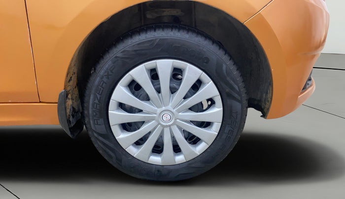 2017 Tata Tiago XTA PETROL, Petrol, Automatic, 66,664 km, Right Front Wheel