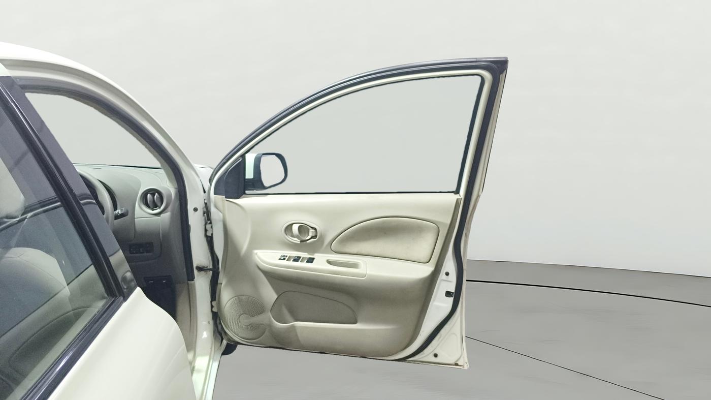2014 Renault Pulse RXL DIESEL, Diesel, Manual, 1,18,525 km, RHS Front Door