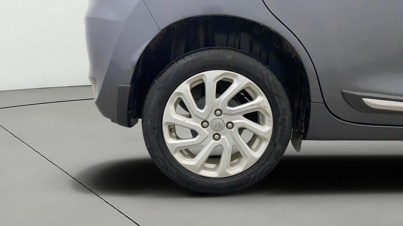 2023 Maruti Baleno ZETA PETROL 1.2, Petrol, Manual, 31,326 km, Right Rear Wheel