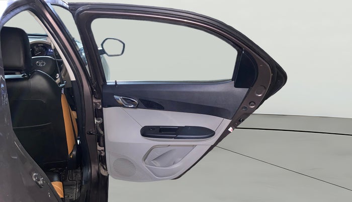 2018 Tata Tiago XZ PETROL, Petrol, Manual, 13,866 km, RHS Rear Door