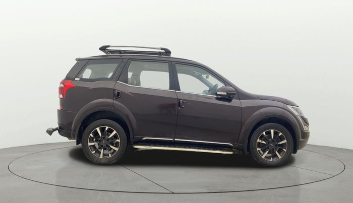 2018 Mahindra XUV500 W11, Diesel, Manual, 48,357 km, Right Side View
