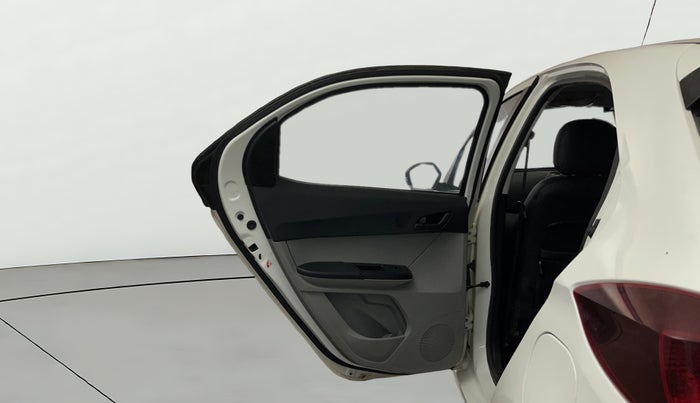 2023 Tata Tiago XT CNG, CNG, Manual, 31,749 km, LHS Rear Door