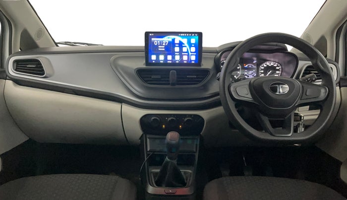 2024 Tata ALTROZ XE PETROL, Petrol, Manual, 8,121 km, Dashboard
