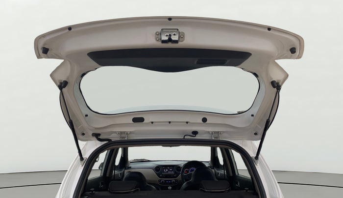 2018 Hyundai Grand i10 ASTA 1.2 KAPPA VTVT, Petrol, Manual, 97,963 km, Boot Door Open