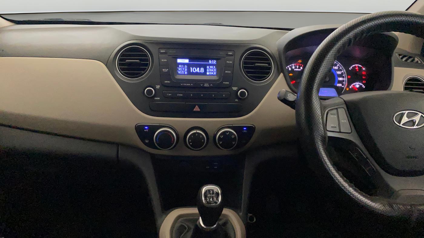 2016 Hyundai Grand i10 SPORTZ 1.2 KAPPA VTVT, Petrol, Manual, 30,747 km, Air Conditioner