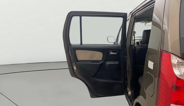 2017 Maruti Wagon R 1.0 LXI CNG, CNG, Manual, 1,04,395 km, LHS Rear Door