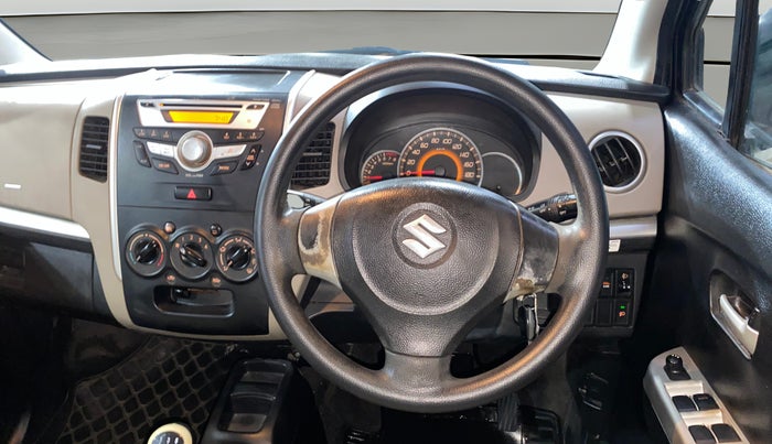 2016 Maruti Wagon R 1.0 VXI, Petrol, Manual, 51,461 km, Steering Wheel Close Up