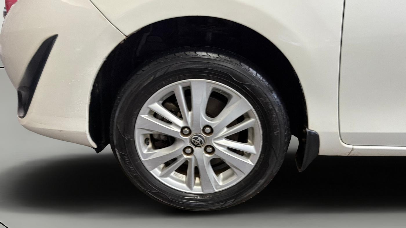 2018 Toyota YARIS V CVT, Petrol, Automatic, 98,237 km, Left Front Wheel