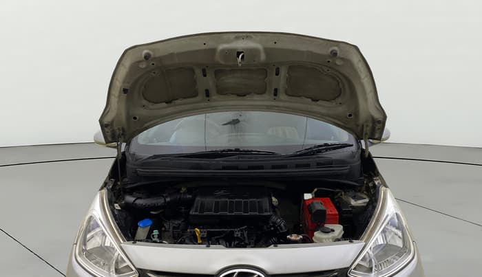 2017 Hyundai Grand i10 SPORTZ (O) 1.2 KAPPA VTVT, Petrol, Manual, 40,361 km, Open Bonet