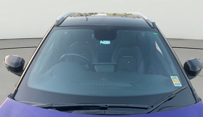 2023 Tata NEXON FEARLESS PURPLE + SUNROOF DUAL TONE 1.2 PETROL, Petrol, Manual, 28,568 km, Front Windshield