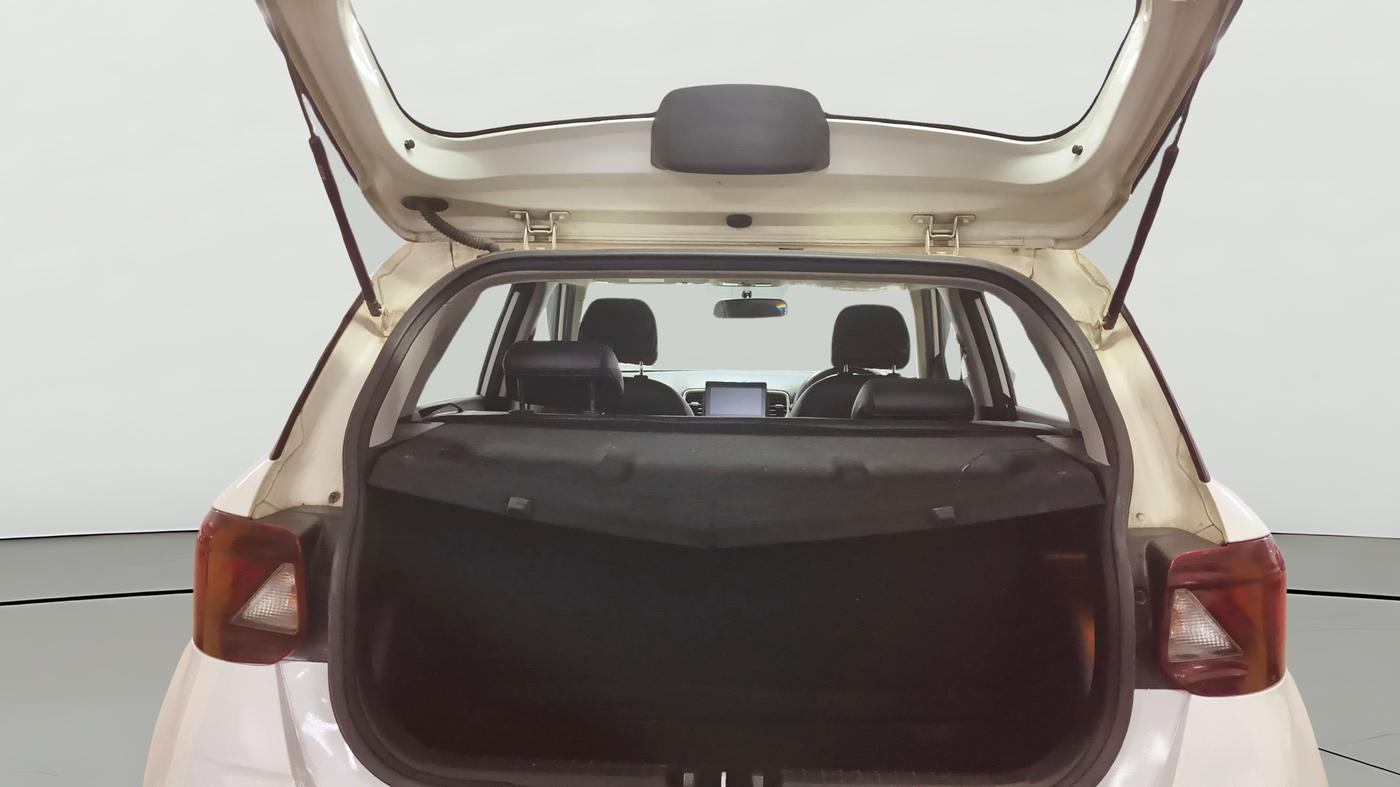 2020 Hyundai VENUE SX 1.4 CRDI, Diesel, Manual, 1,41,823 km, Boot Open Zoomed View
