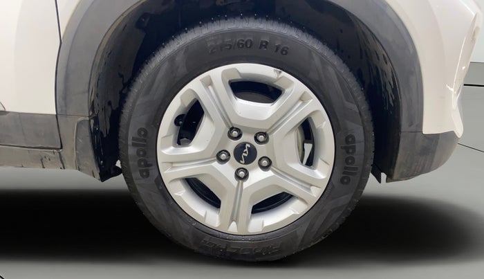 2022 KIA SONET HTK 1.2, Petrol, Manual, 27,304 km, Right Front Wheel