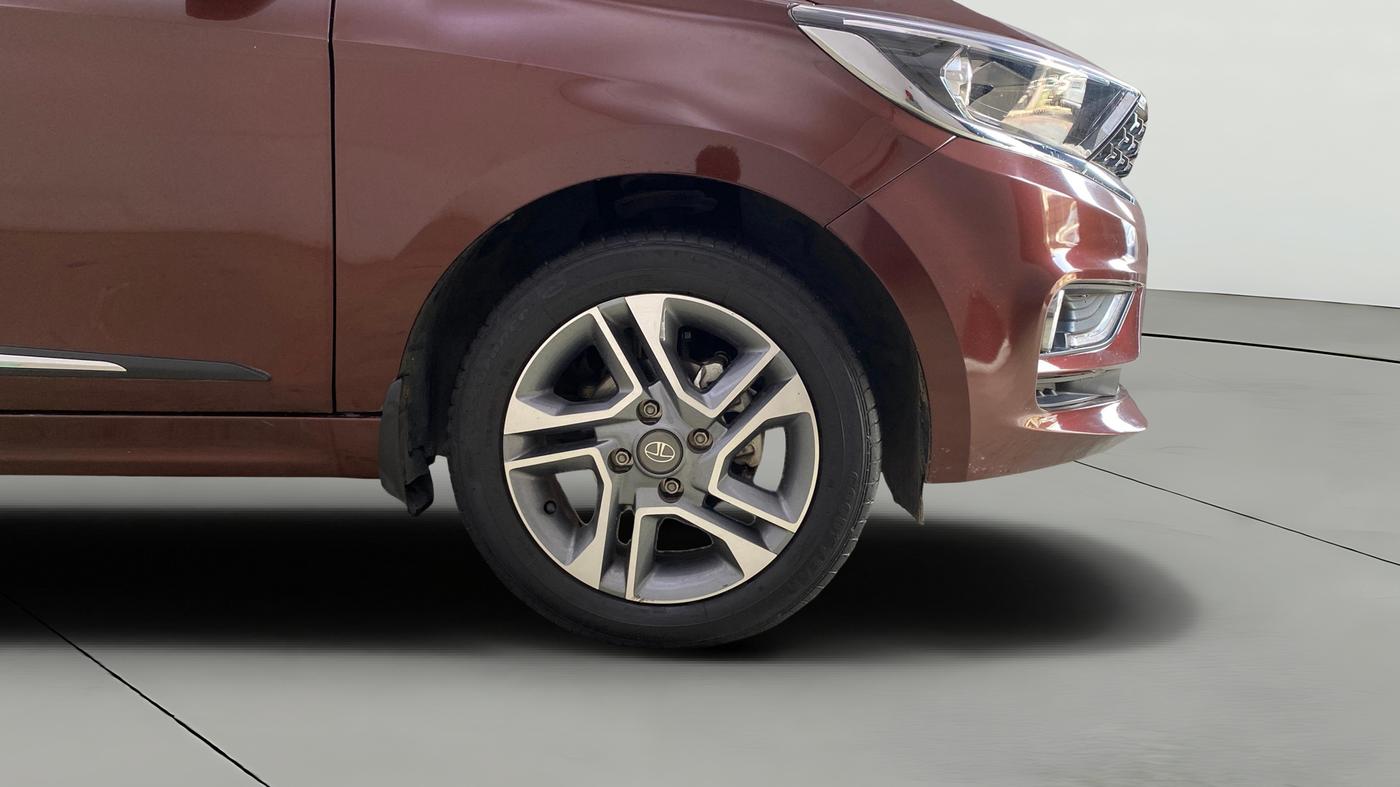2024 Tata TIGOR XZ PLUS PETROL, CNG, Manual, 14,989 km, Right Front Wheel