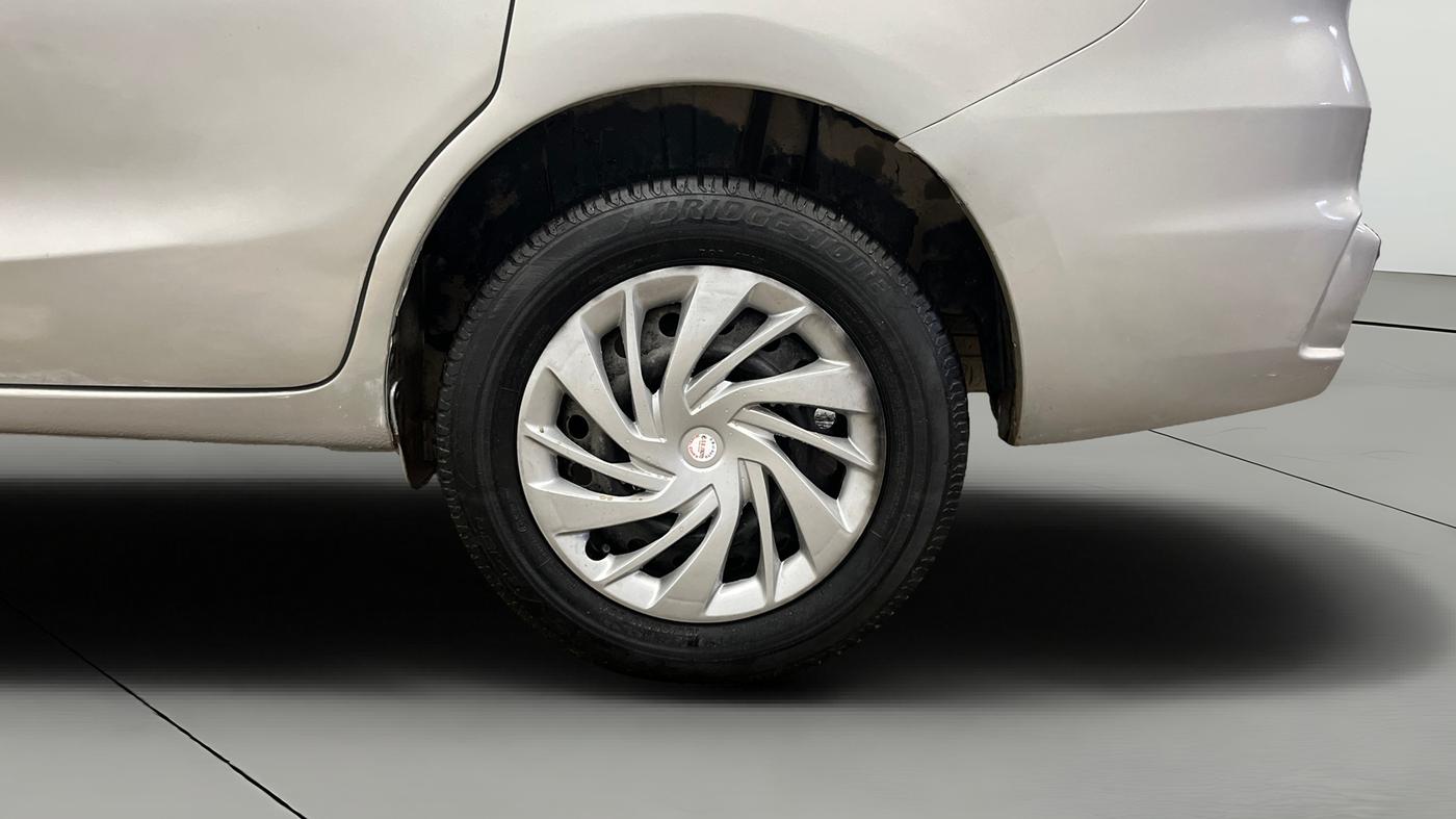 2019 Maruti Ertiga VXI SHVS, Petrol, Manual, 35,546 km, Left Rear Wheel