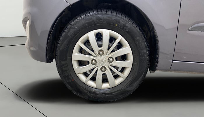 2014 Hyundai i10 SPORTZ 1.1, Petrol, Manual, 30,245 km, Left Front Wheel