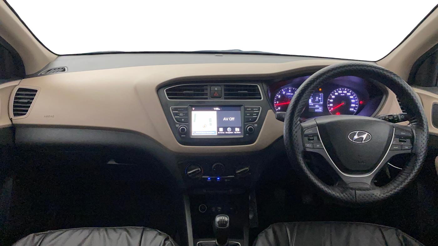 2019 Hyundai Elite i20 SPORTZ PLUS 1.2, Petrol, Manual, 31,783 km, Dashboard