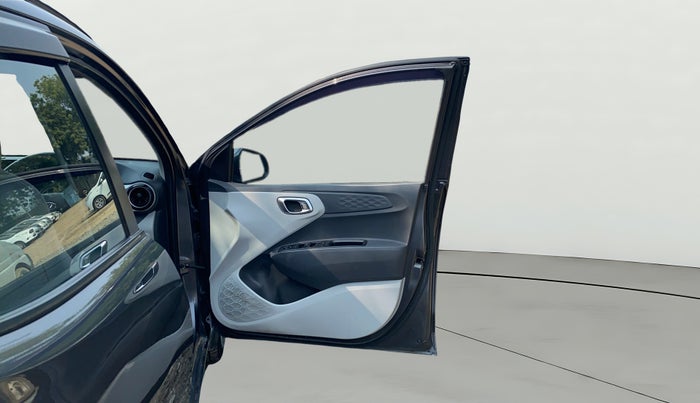 2020 Hyundai GRAND I10 NIOS SPORTZ AMT 1.2 KAPPA VTVT, Petrol, Automatic, 56,265 km, RHS Front Door