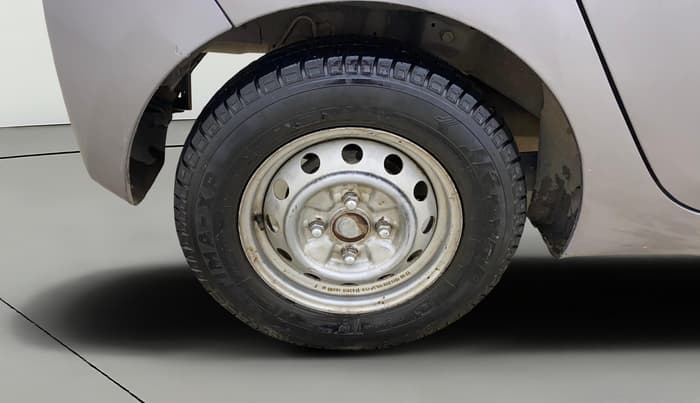 2013 Hyundai Eon ERA +, Petrol, Manual, 89,652 km, Right Rear Wheel