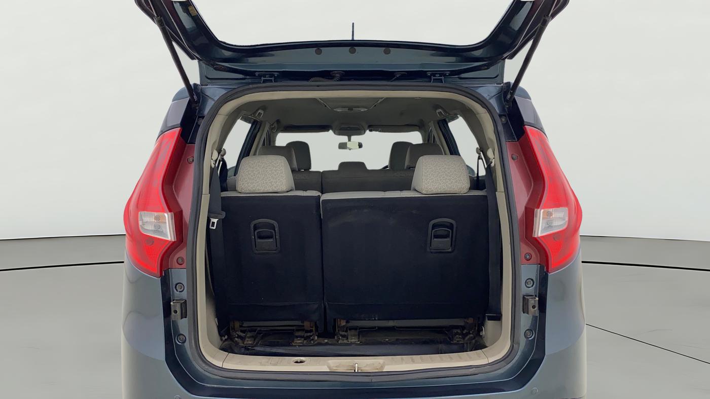 2019 Mahindra MARAZZO M4 8 STR, Diesel, Manual, 1,11,700 km, Boot Open Zoomed View