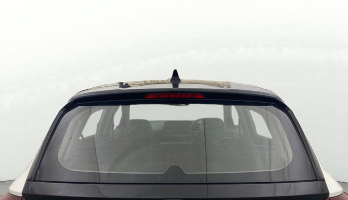 2022 Hyundai NEW I20 SPORTZ 1.2 MT, Petrol, Manual, 35,834 km, Rear Windshield