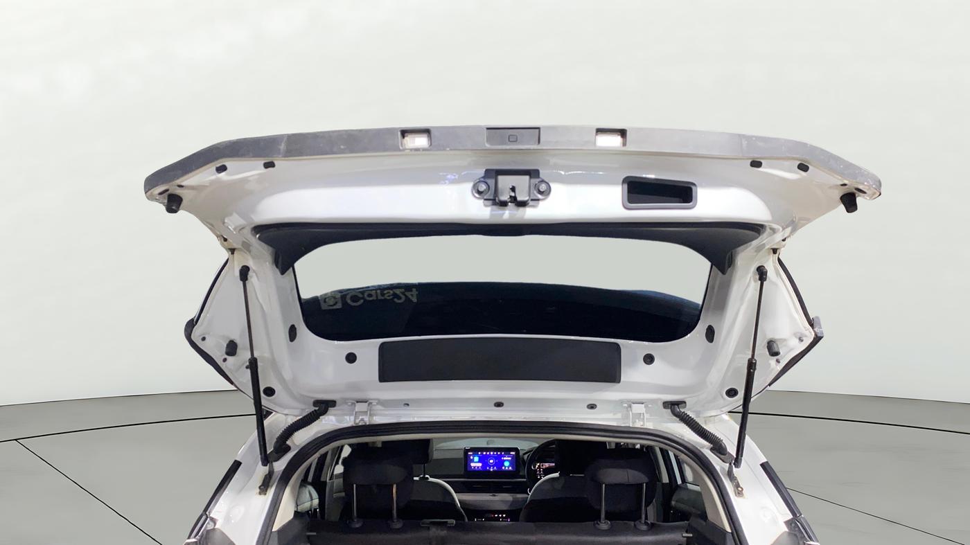 2025 Tata NEXON CREATIVE + SUNROOF 1.2 PETROL, Petrol, Manual, 8,414 km, Boot Door Open