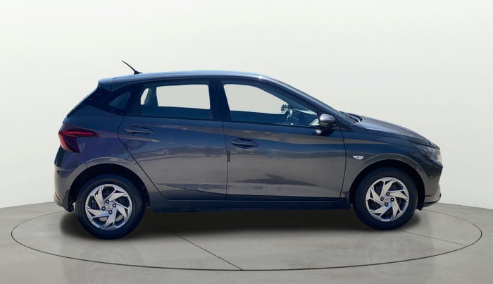 2020 Hyundai NEW I20 MAGNA 1.2 MT, Petrol, Manual, 23,731 km, Right Side View