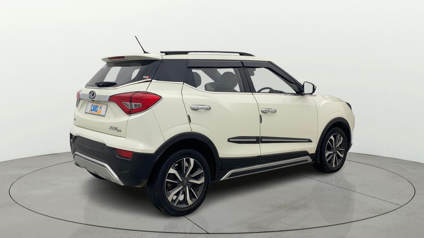 2020 Mahindra XUV300 W8 (O) 1.2 PETROL, Petrol, Manual, 34,817 km, Right Back Diagonal