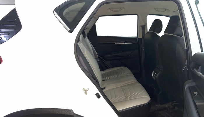 2021 KIA SONET HTK PLUS 1.2, Petrol, Manual, 44,830 km, Right Side Rear Door Cabin