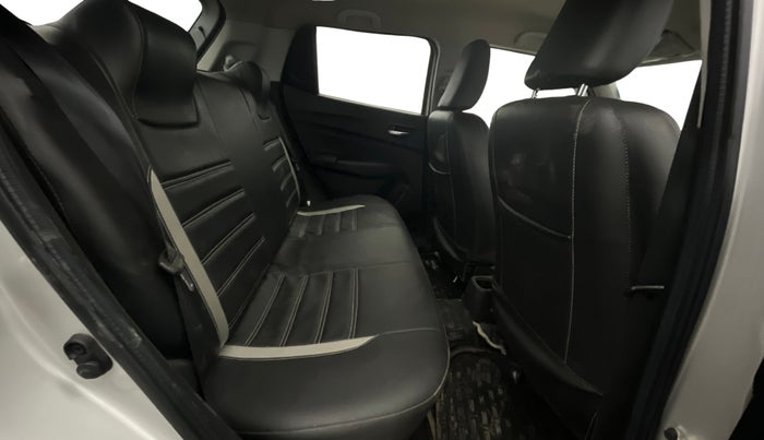 2021 Maruti Swift VXI, Petrol, Manual, 23,811 km, Right Side Rear Door Cabin