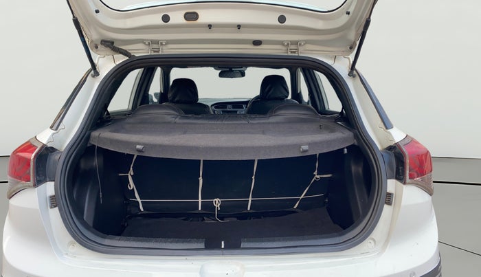 2019 Hyundai i20 Active 1.2 BASE, Petrol, Manual, 62,276 km, Boot Open Zoomed View