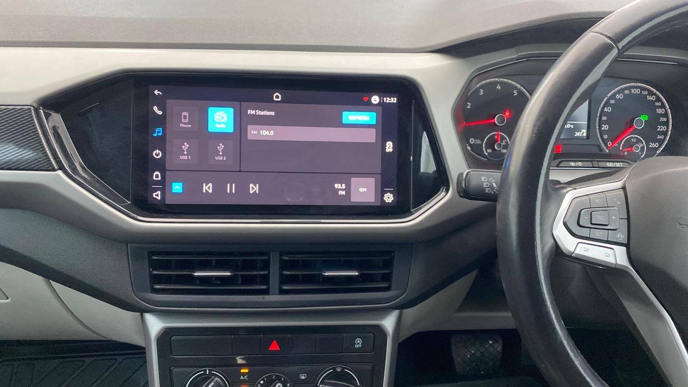 2022 Volkswagen TAIGUN HIGHLINE 1.0 TSI AT, Petrol, Automatic, 57,237 km, Air Conditioner